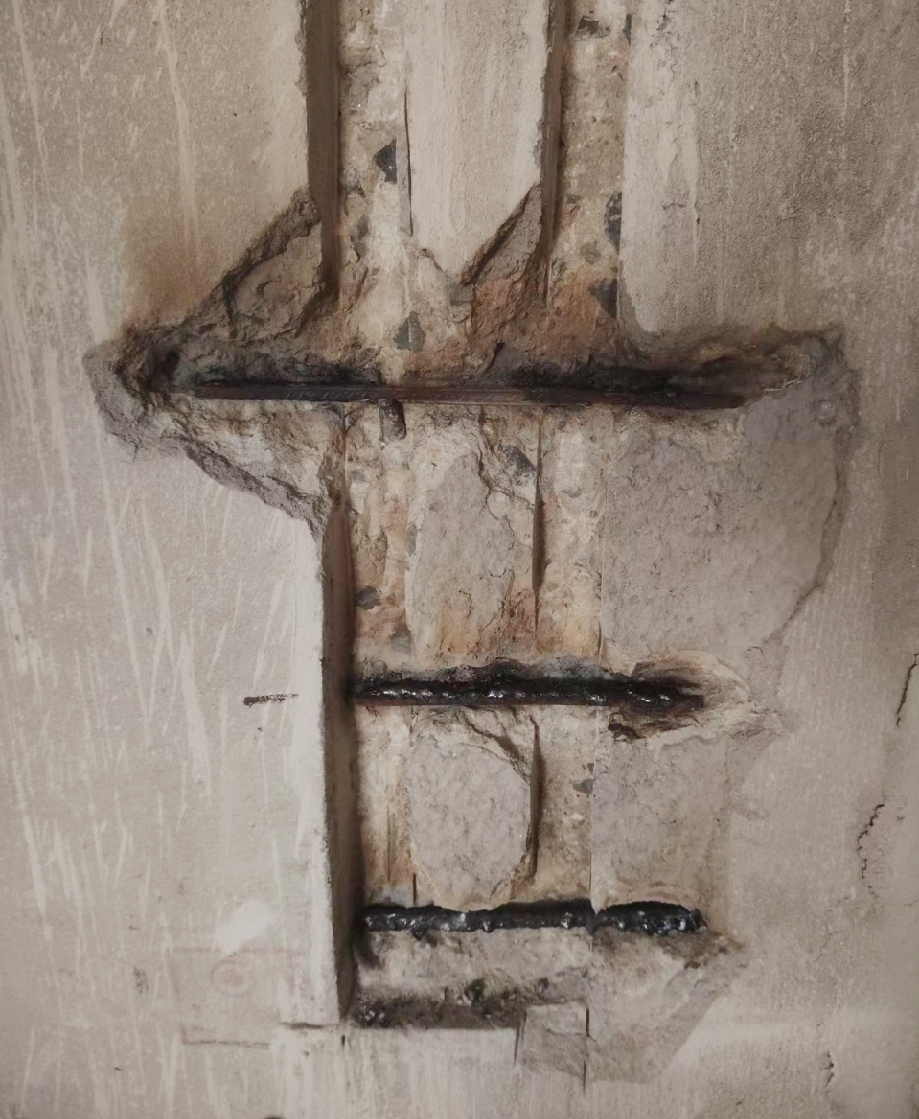 混凝土墻上開(kāi)槽修復(fù)