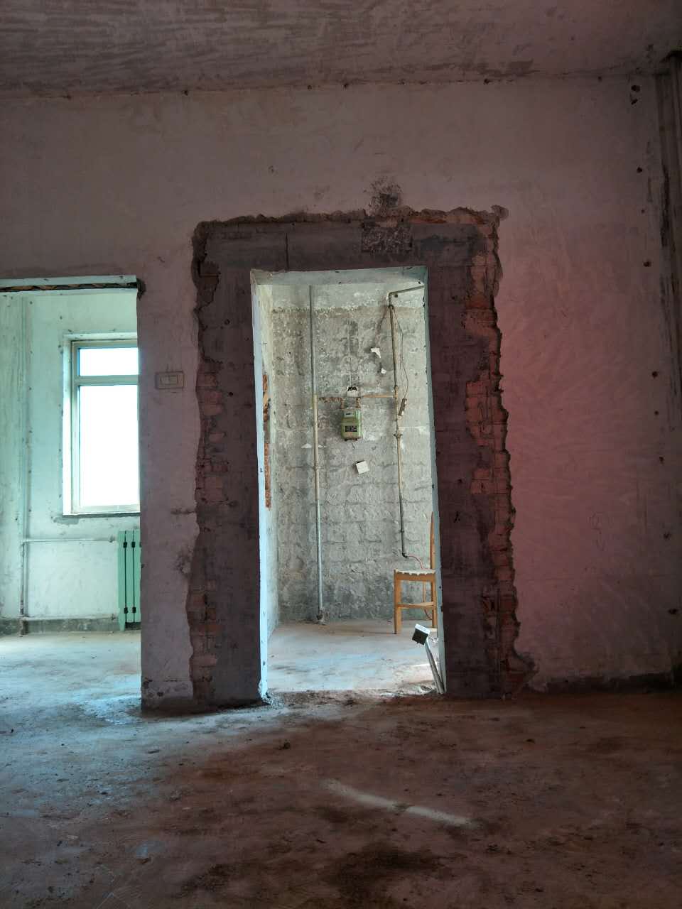 老房磚墻開(kāi)洞灌漿料加固