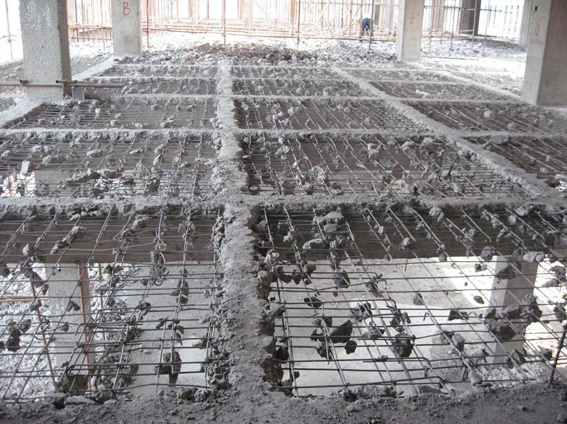 風(fēng)鎬拆除樓板